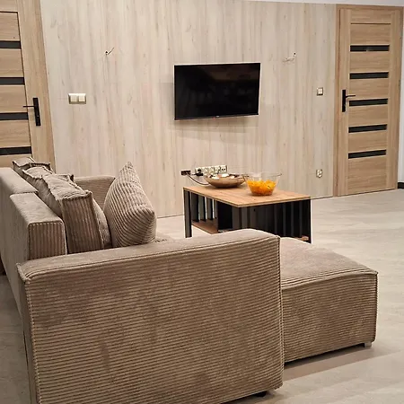 Dom Nad Jeziorem Winna Gorka * Miastko (Leszno)