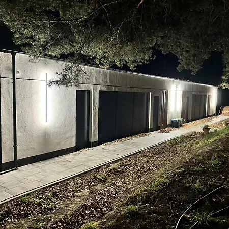 Dom Nad Jeziorem Winna Gorka Villa *