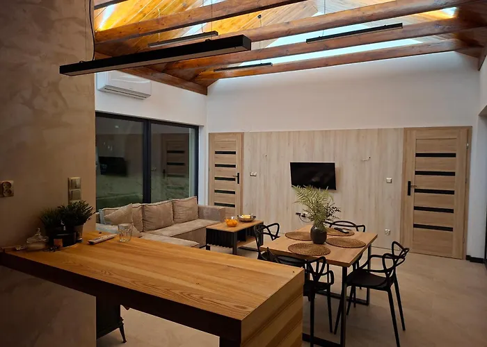 Dom Nad Jeziorem Winna Górka Miastko (Leszno)