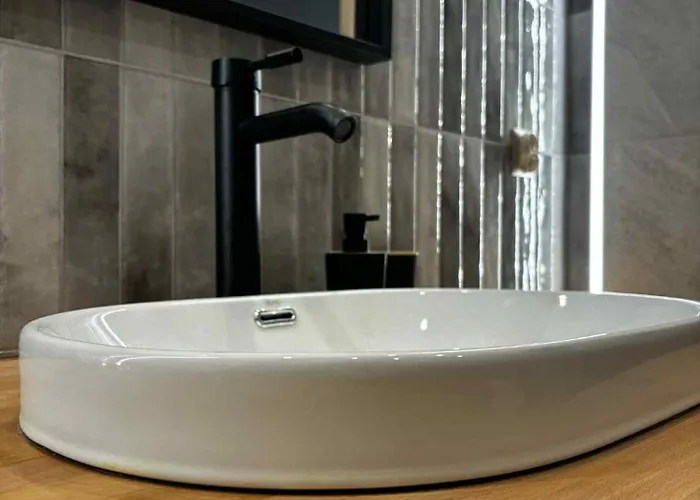 Villa Dom Nad Jeziorem Winna Górka Miastko (Leszno)