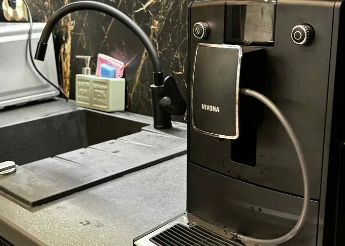 Dom Nad Jeziorem Winna Górka * Miastko (Leszno)